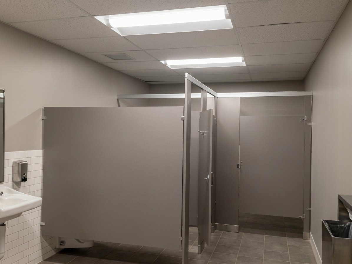 DSW merchandising wall construction, Yonkers, NY